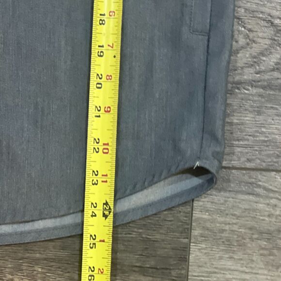 FIGS Technical Collection Sleeveless Scrub Top Gray Medical Dental Women's Small - Picture 7 of 7